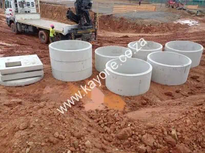 Kay-One-Industries-Oversized-Manholes-400x300-2